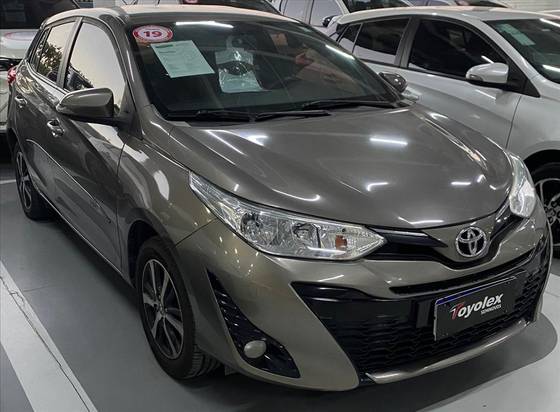 TOYOTA YARIS 1.5 16V FLEX XS MULTIDRIVE